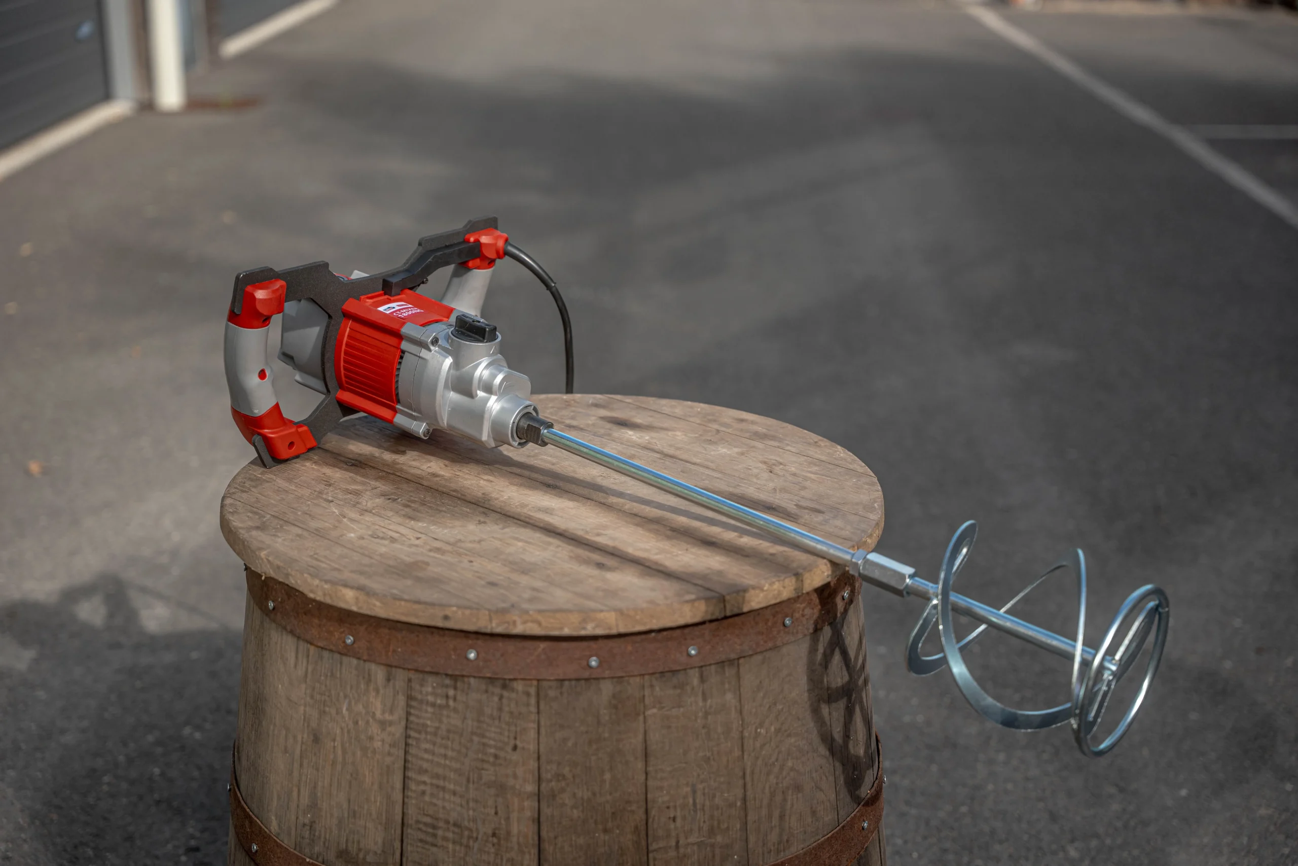 Photo d'un mélangeur à colle.